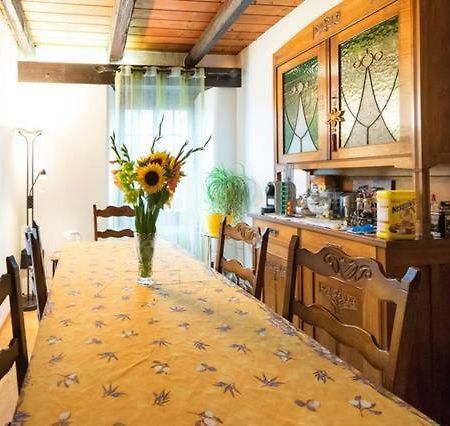 Chambres D'Hotes Chez Pierrot Et Flo Vugelles-La Mothe エクステリア 写真