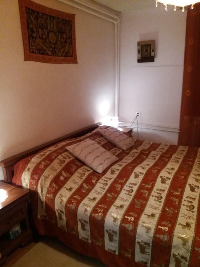 Chambres D'Hotes Chez Pierrot Et Flo Vugelles-La Mothe エクステリア 写真
